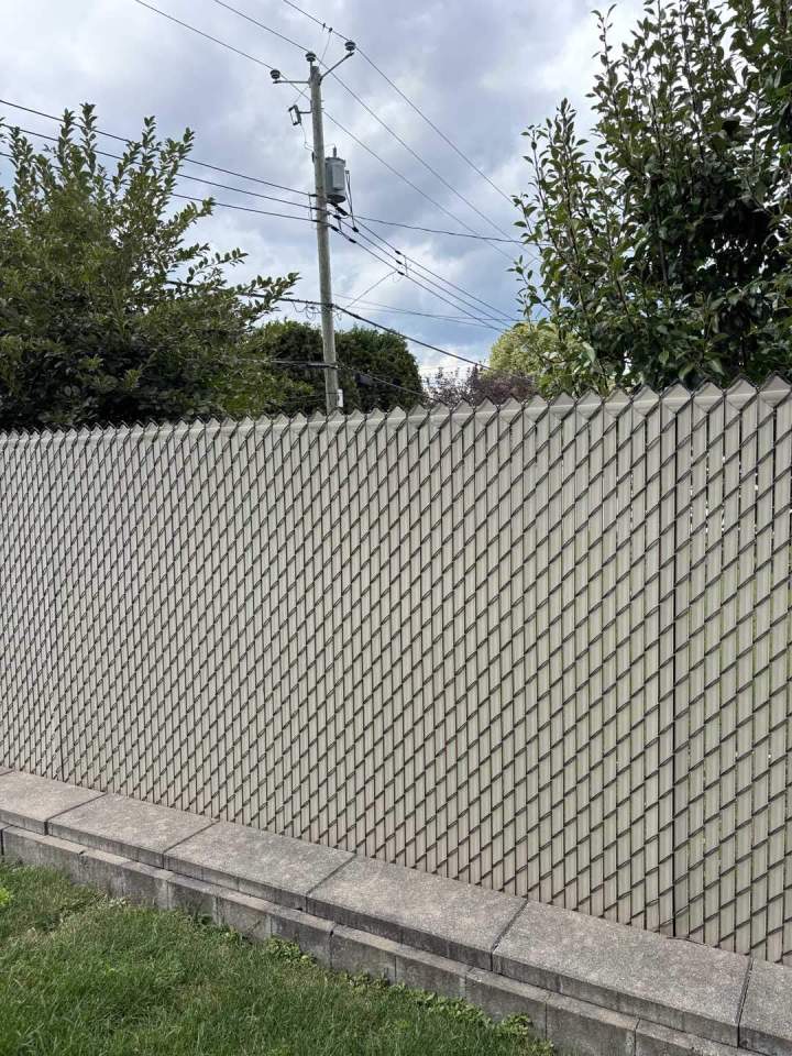 Montreal fence slats