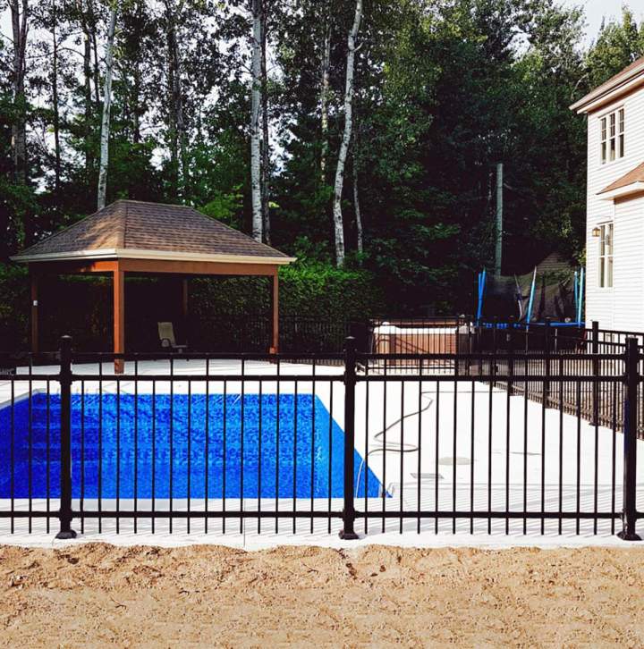 clôture en acier et aluminium Montréal